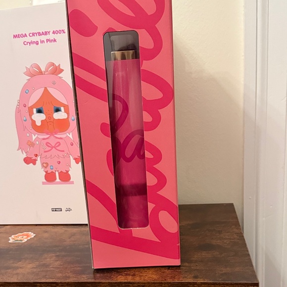 Stanley Barbie Pink Tumbler 40 oz - Picture 4 of 4